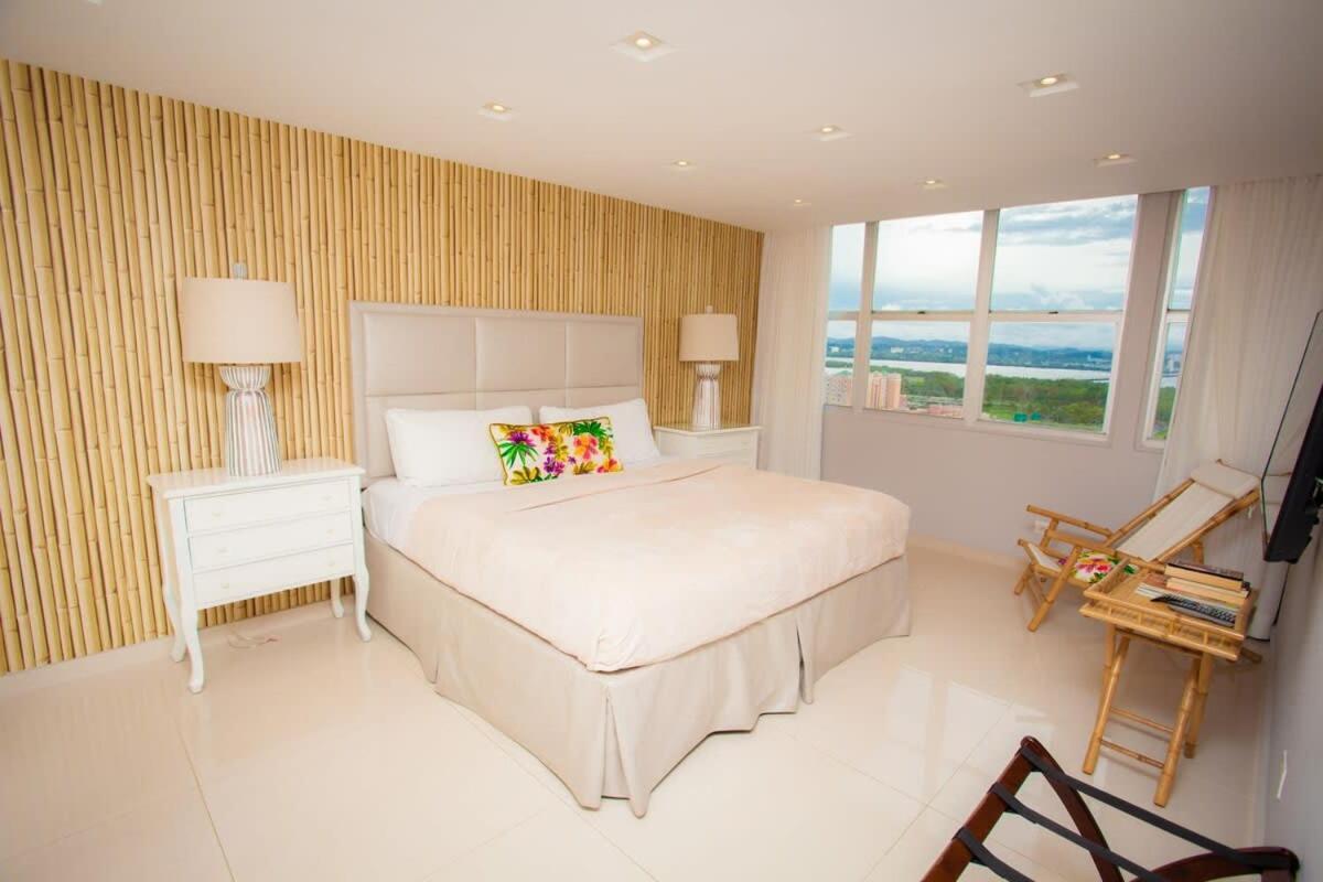 2Br Gem Ocean Front Building Isla Verde Beach San Juan Kültér fotó