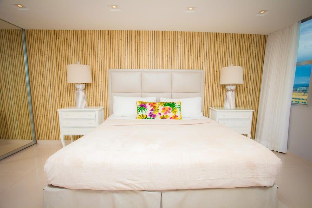 2Br Gem Ocean Front Building Isla Verde Beach San Juan Kültér fotó